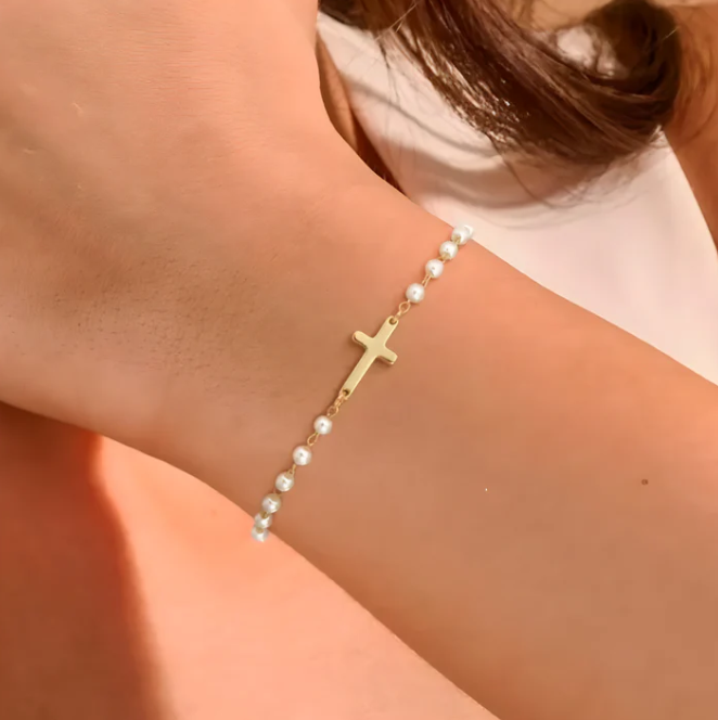 CROSS & PEARLS BRACELET